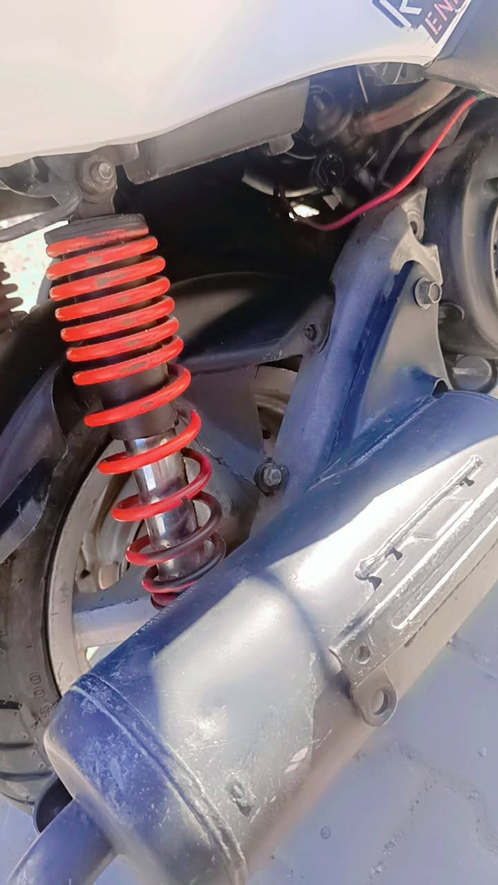 سلام عليكم سكنس نثية للبيع سعر 375 مكاني بغداد اليوسفية ***********
