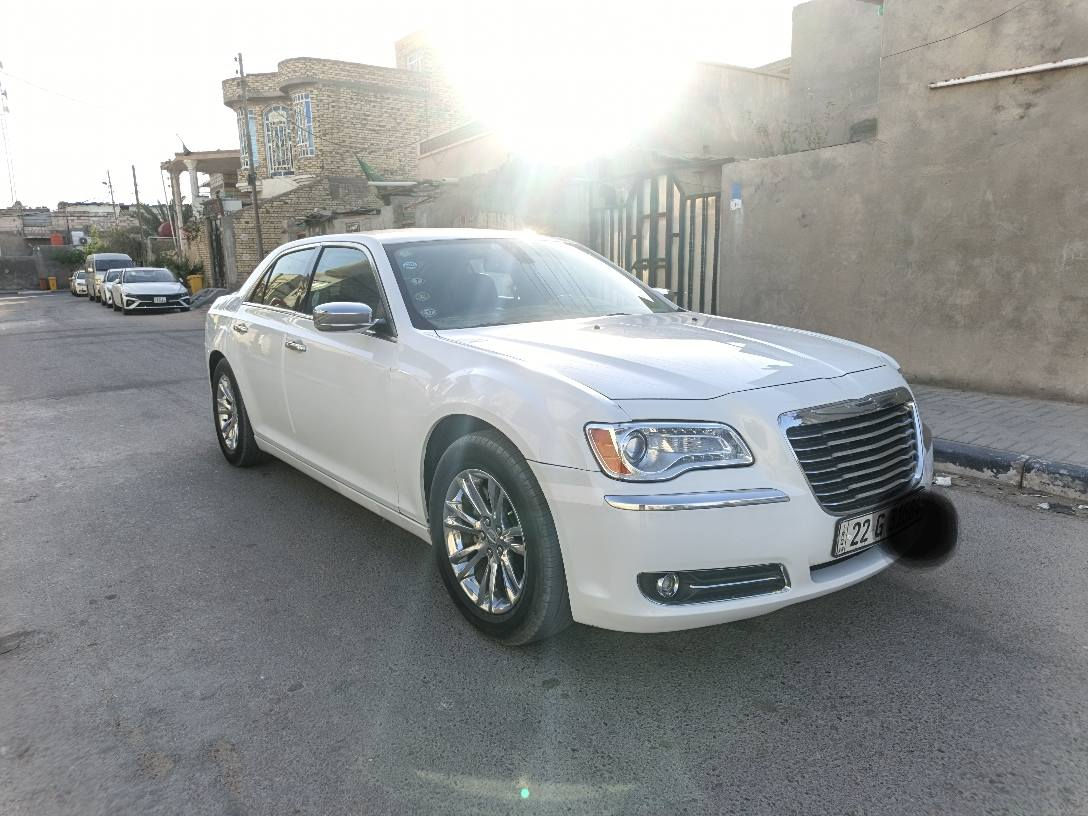 سلام عليكم اخوان للبيع اوباما مديل 2013 خليجي محرك ((5.700)) رقم اربيل هزه ورقم وسنويه جدد بسمي اسياره بيه تبديل جملغ امامي وبند اصلي نفس الون ولباقي كفاله السياره جديده وجاهزه من. كلشي للتصال. ((***********)) ولشراي  يتصل ويدلل مكاني البصره ابو الخصيب البصرة, العراق
