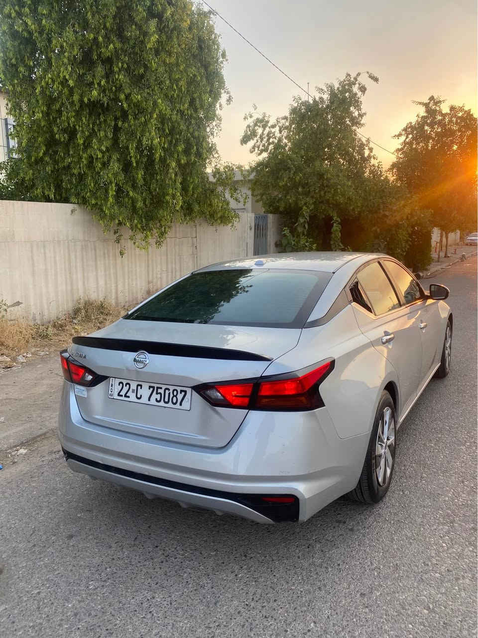 ئالتيما ٢٠١٩
٣پارچه سبوخه بي ژؤري بي داخيلي 
بي ئيرباگ 
سياره كه هه مو شتي  خاوينو توندو توله 
گير مه كينه ته بريد به شه رت 
ره قه مو سه نه وي نويه 
به ناوي خومه  له هه وليرم 
سحري ١١٨ مجال 
*********** أربيل, العراق

