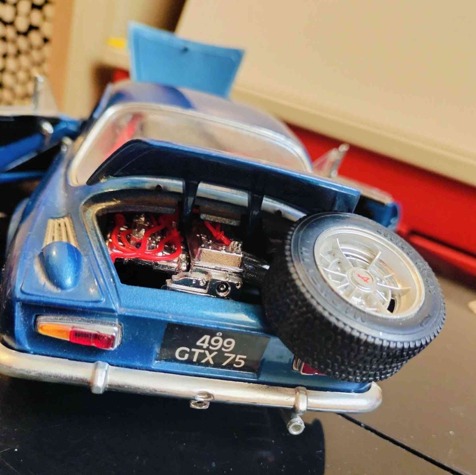 🏁🔥 Bburago Alpine A110 1:18 Made in Italy – Voiture de Collection Vintage
Prix 120 dh

❗Khasha rwayed ❗


**إذا كنت صاحب هذا الإعلان وتريد حذفه لأي سبب، رجاءا أرسل رسالة إلى الدعم الفني**
