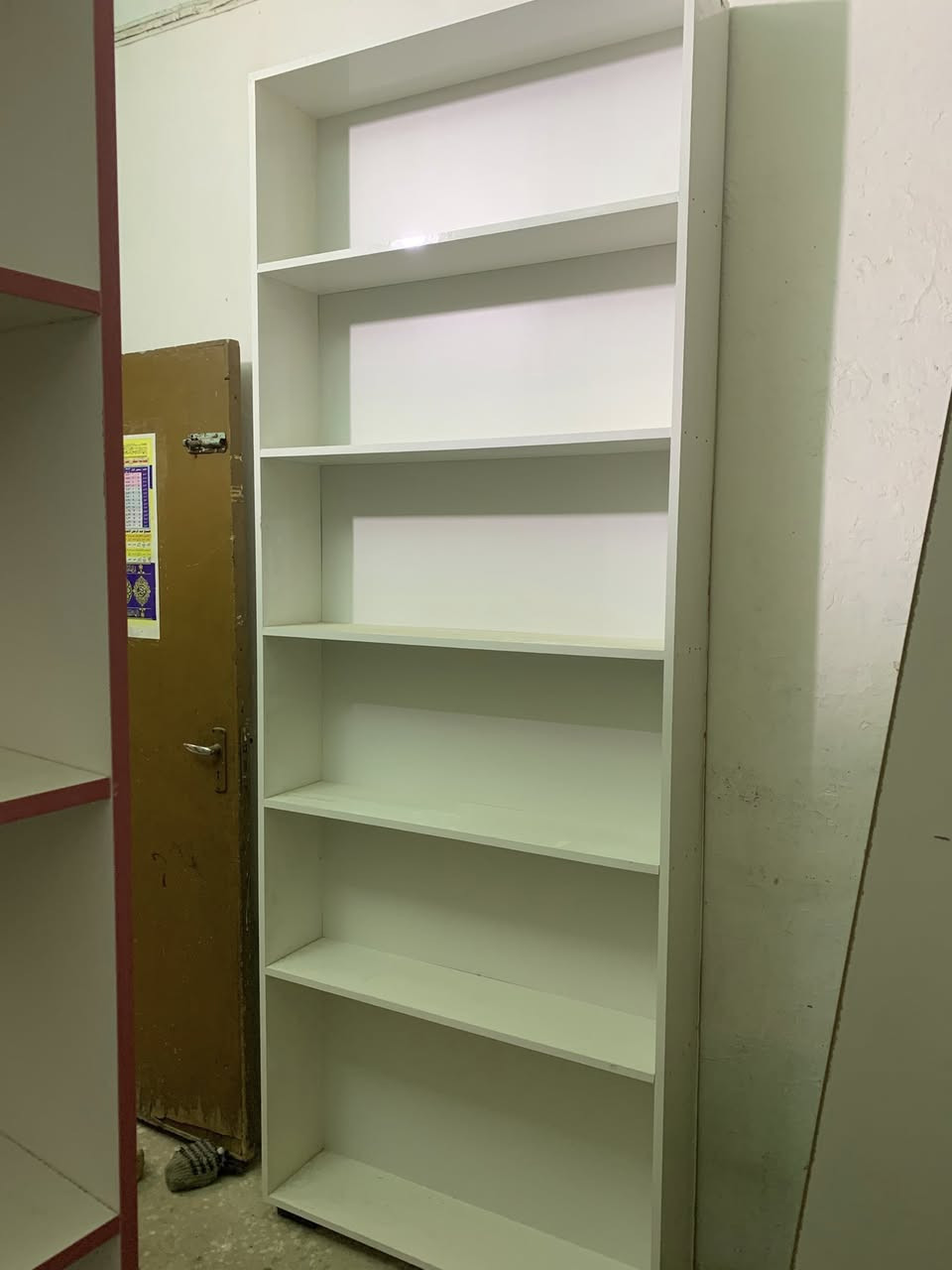 للبيع فاترينات جدد الاتصال *********** وتساب العماره ميسان
