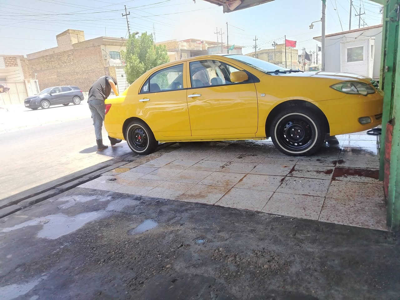 اسلام عليكم بي وايدي موديل 20 أجره كفاله عامه عده طخه كد اصبع الصندوق موضح بلصوره   ماشيه ١٠٤ محجوزه ستقطاع ماستر رقم بغداد حداديه تبريد تخم تاير باتري محرك كير شرط الفحص والسونار مكان السياره ميسان الاستفسار ***********
