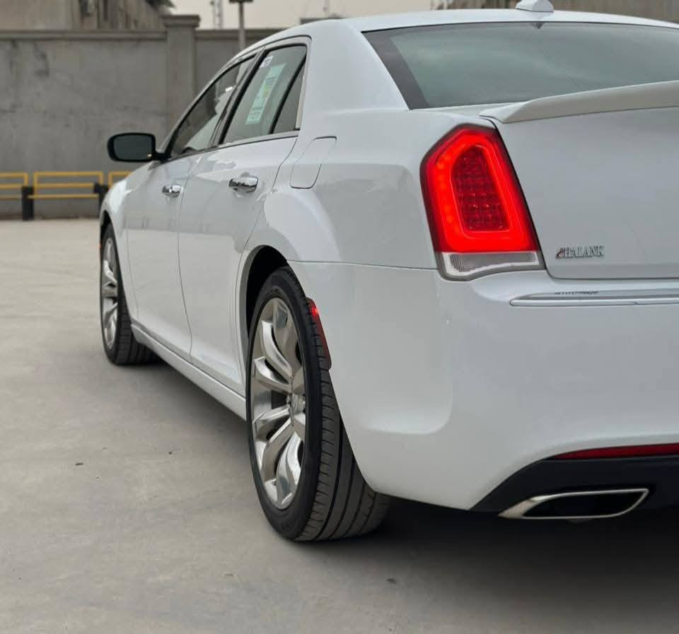 اوباما 2019 فئة C كلين تايتل السيارة بحالة ممتازة ونظيفة جداً كفالة عامة بدون صبغ بدون حادث حتى الدعاميات شرط السيارة جاهزة من كل النواحي وما متصرف عليها دينار واحد بيها مكانين PDR صغار جداً وغير واضحين

🛑 السعر سوي تعليق يصل مباشرة 🤖 

المواصفات
بصمة تشغيل
بانوراما
تشغيل عن بعد
كشنات امامية تدفئة وتبريد
كشنات خلفية تدفئة
تحكمات ستيرن
مرايا جانبية هيتر
مرايا قلاب
تبريد قطعتين
كشنات خزن
ستيرن كهرباء
ستيرن تدفئة
وباقي مواصفات فئة C المعروفة
رقم دهوك باسمي
تحويل ثاني يوم
مكان السيارة بغداد زيونة

رقم صاحب السيارة 
***********
***********
