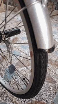 بايسكل للبيع السعر  58الحجم 26 ديالى بعقوبه الرحمه/***********
