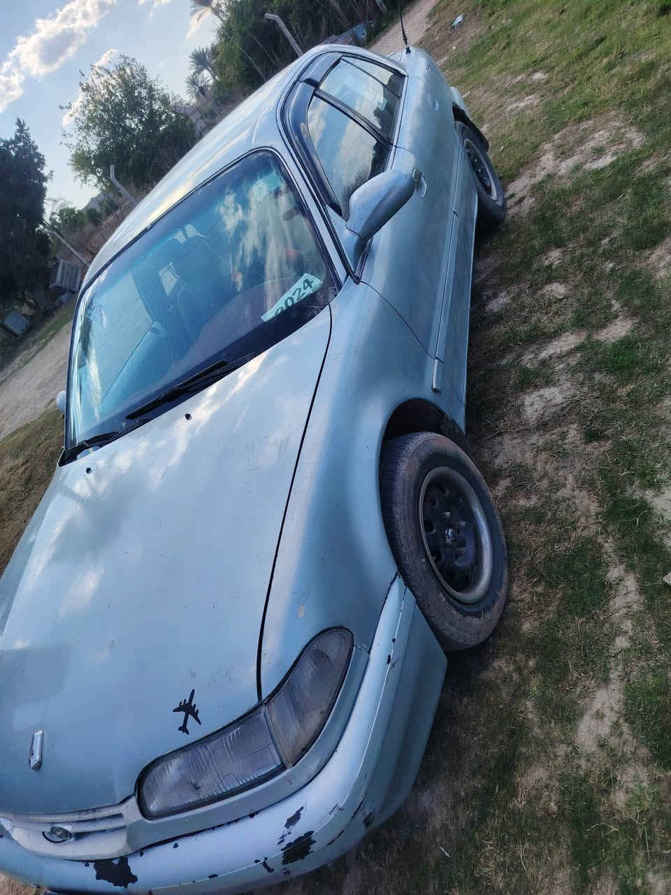 السلام عليكم عندي سوناتا تو 95 گير أوتو رقم صلاح الدين كير ومكينه وصدر مكفوله السعر 38 وبيها مجال ***********
