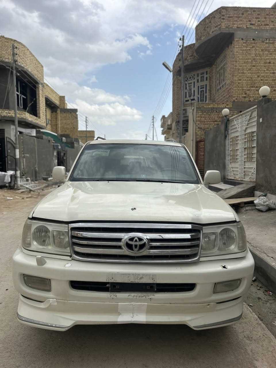 سلام عليكم VXR فول السياره مكينه ثمانيه جديده سياره كلش كفاله كير ومكينه وحداده نضيفه (ادوات ادوات ادوات بيه كصه قماره بس. ) مكان ناصريه ***********

