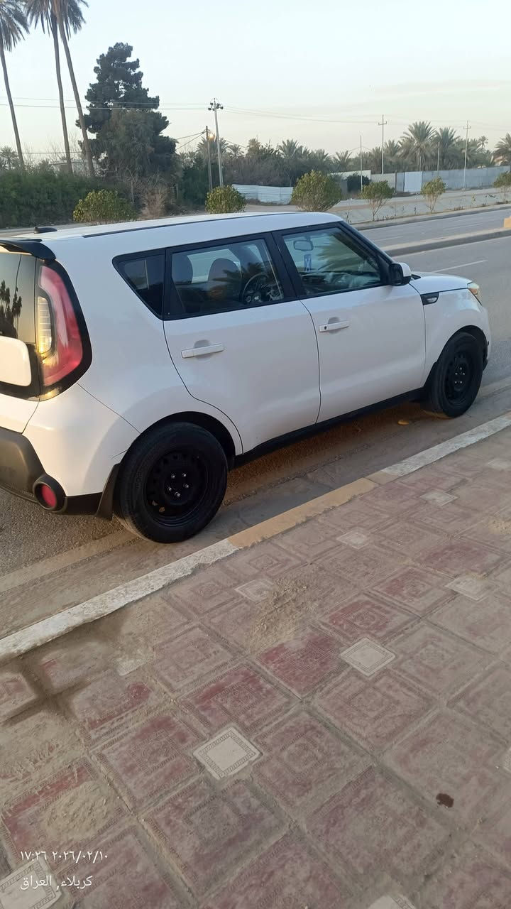 2014 مكينه 2000كير عادي  السياره وارد امريكي كص جنطه متومه طبق الاصل زجاهزه كل نقص مابيها  دخول جديد السعر 48 الاستفسار  ***********
