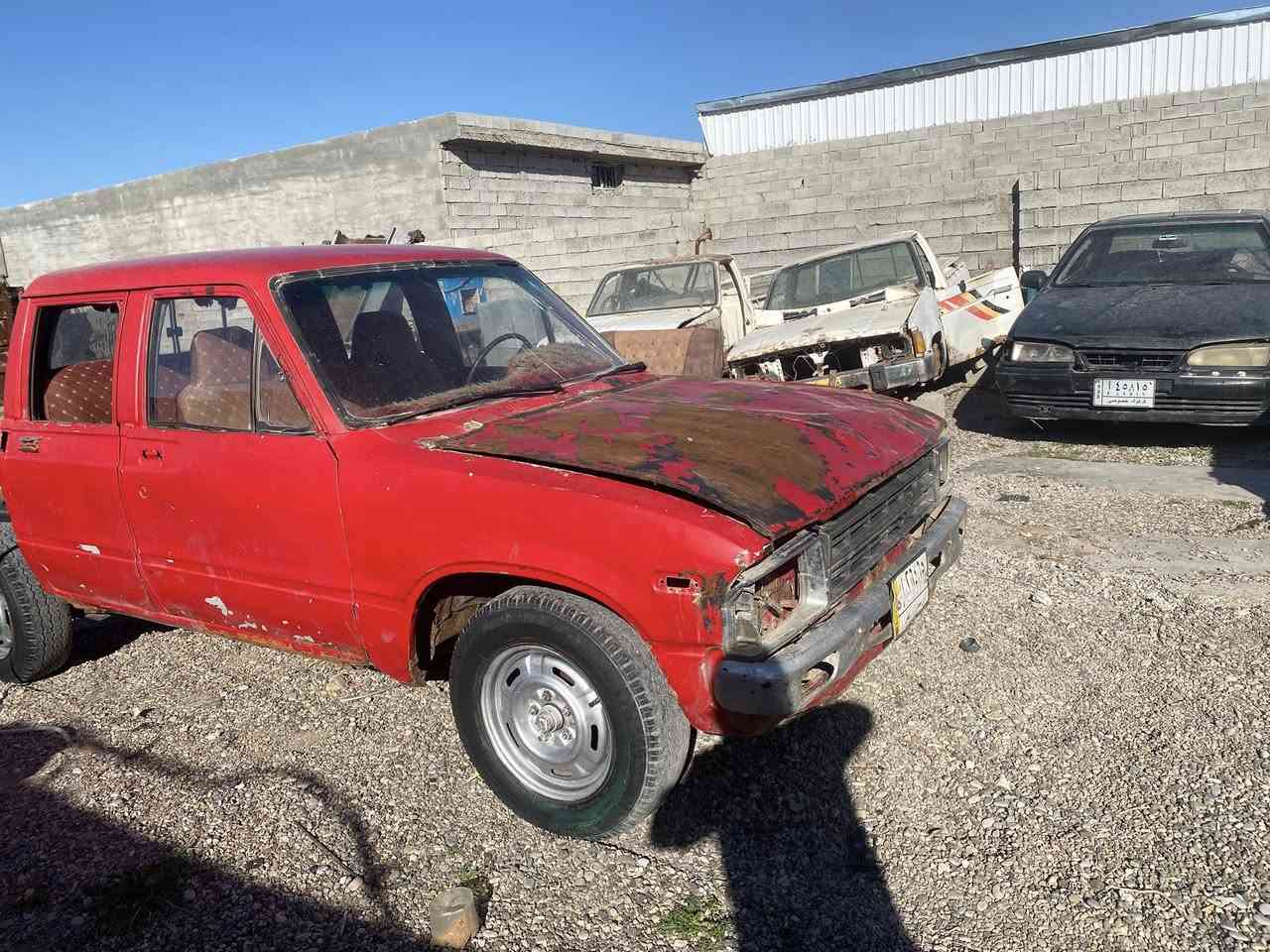 للبيع تيوتا بيكم ٨٢  *********** مكاني ديالى جلولاء رقم واسط سنويه عضم عاج تحويل مباشر كير محرك اكسن شاصي بشرط     سعر ٢٢ وبيه مجال للطبين
