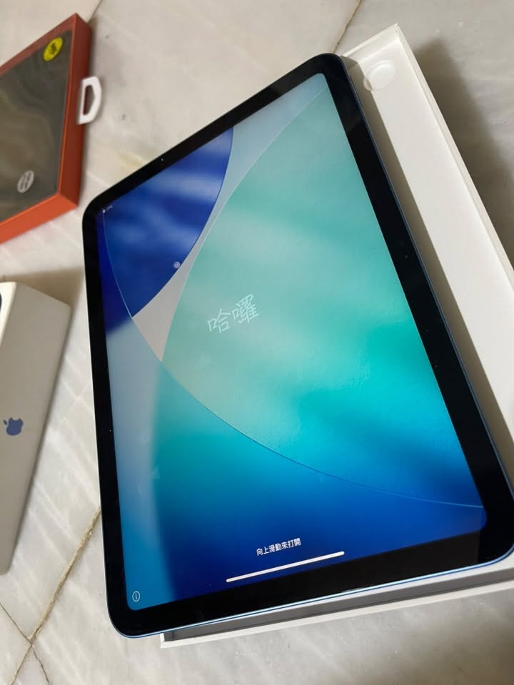 للبيع / آيباد آبل iPad A16 جديد ونظيف استعمال قليل جداً وياه ضمان 8 أشهر ،، سلس بالاستخدام يرهم للدراسه وللألعاب وللأعمال مع كافة ملحقاته + كفر هديه( طلعو مواصفاته من الگوگل) وبسعر مناسب جداً 500 الف دينار عراقي وبي مجال بسيط مكاني الحله / تلفوني ***********
