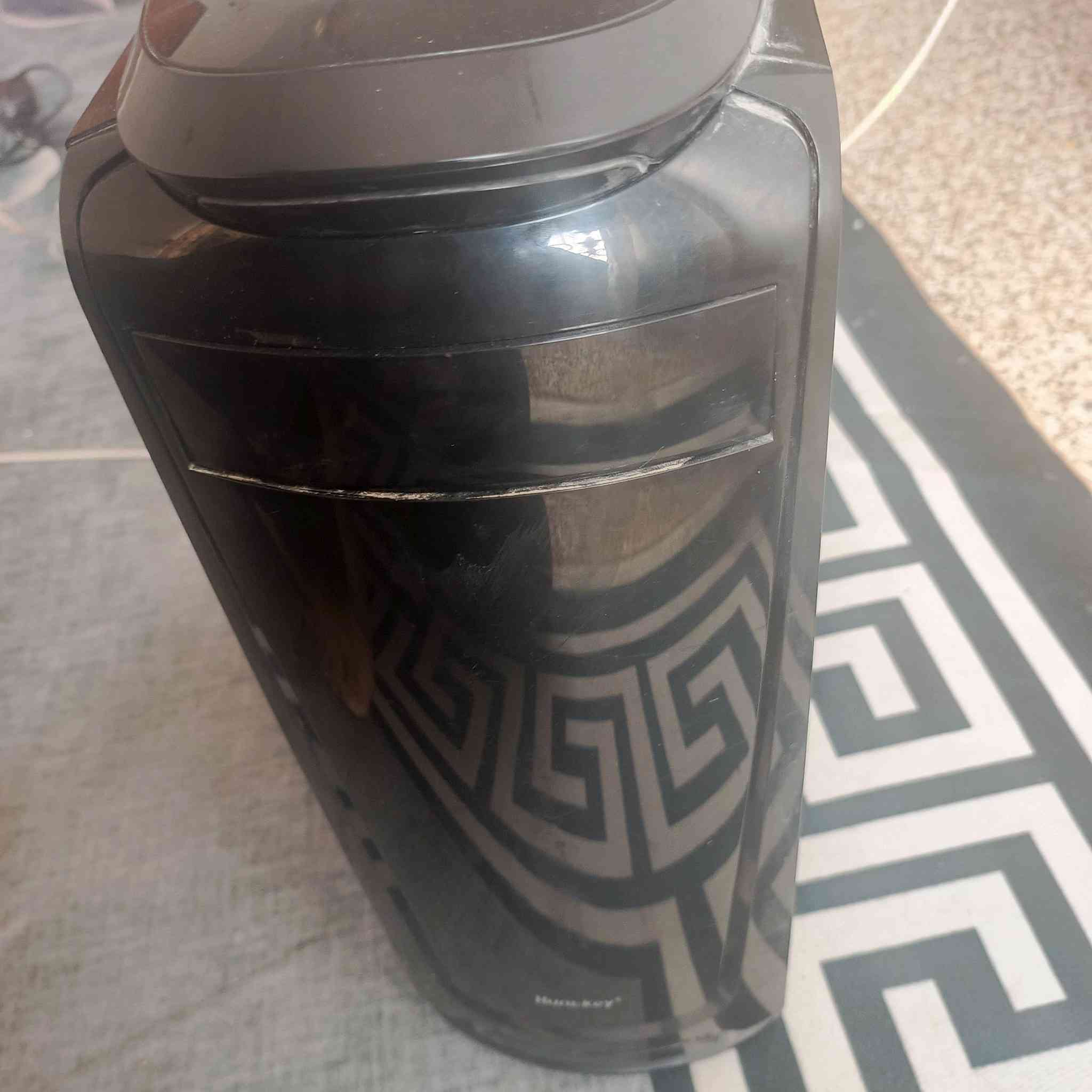 كيس للبيع اكتب سعرك 
🛠 المواصفات 
المعالج: Intel Core i5 (الجيل الرابع) - أداء قوي ومستقر.
المذر بورد: ASUS H81M-C (ماركة أسوس الغنية عن التعريف).
الرام: 4GB DDR3.
كارت الشاشة: AX-GT430 (منفصل) - 
الهارد: 500GB HDD - 

واتساب ***********
