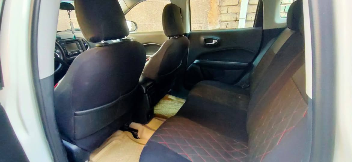 🚗 للبيع: جيب كومباس موديل 2018 🚗
سيارة نظيفة جداً بحالة ممتازة، جاهزة للاستخدام مباشرة بدون أي مصاريف.
🔹 الموديل: 2018
🔹 الممشى: 121,000 كم
🔹 الحالة: نظيفة جداً (داخلي وخارجي)
🔹 المحرك والگير: بحالة ممتازة
🔹 التبريد: يعمل بكفاءة عالية
🔹 الإطارات: جديدة
🔹 المواصفات: تشغيل بصمة ، شاشة، كاميرا، حساسات

السيارة استخدام شخصي ومحافظ عليها بشكل كبير، خالية من المشاكل.

📸 ملاحظة مهمة: تم إرفاق صور الحادث بسيط جداً (خفيف)  والسيارة حالياً بحالة ممتازة.

💰 السعر: (عند الاتصال)
📍 الموقع: (بغداد مدينه الصدر)
📞 للتواصل: (***********)
