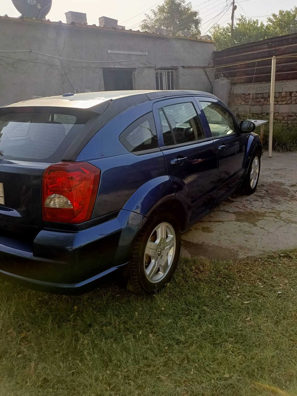 ياالله السلام عليكم دوج كاليبرموديل2009 السيارة مصبوغة عام اثر جراد مكفولة من الظربة محرك2000 وكيىر مكفولات تبريد منظومة جديدة صدر امامي وخلفي جديد السيارة باسمي رقم بغداد تحويل مباشر مكاني بغداد *********** شاشة وكامرة سعرها65
