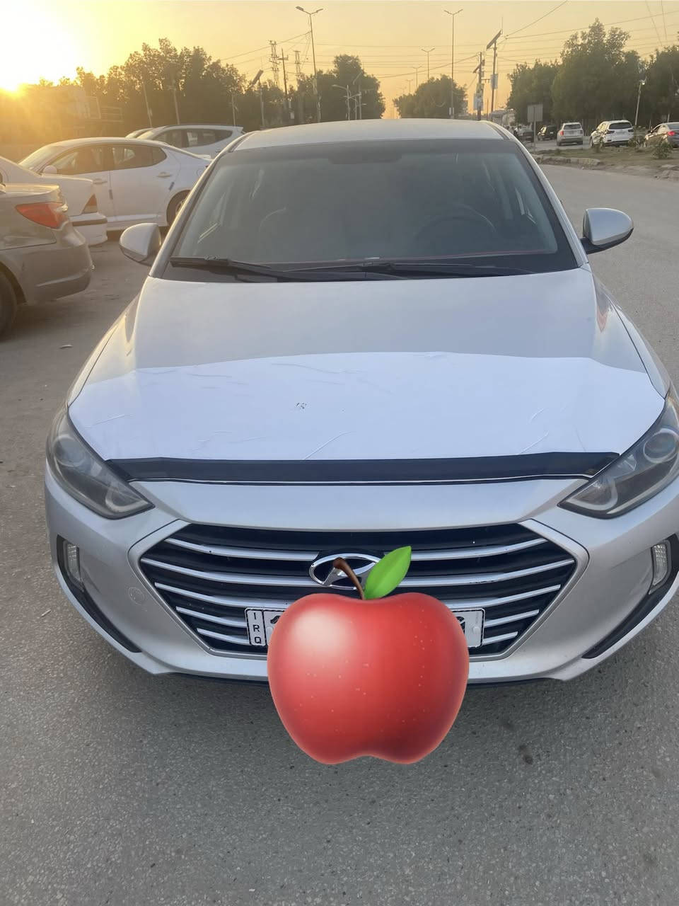 السلام عليكم النترا 18 امريكي  وصور السونار  موجود نص فول  سياره جاهزه اي نقص مابيها  رقم بابل  .. محرك 2000  مكان السيارة بابل. 
السعر 120 وبيها مجال 
للاستفسار اتصل ***********
