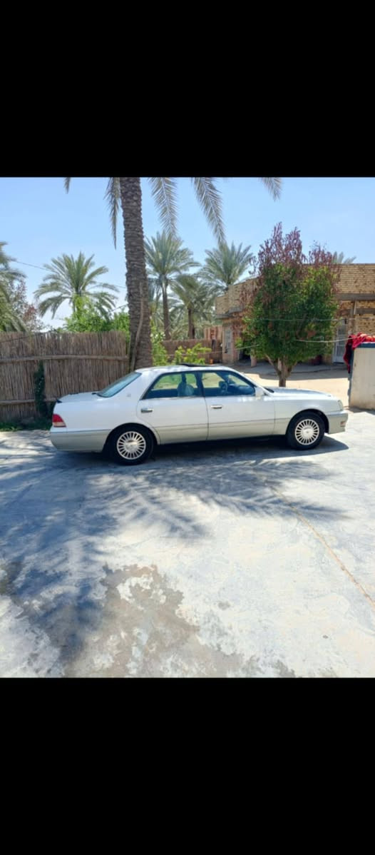 السلام عليكم شباب راس ثور فلات مراوس بتكم بفلات صدفيه بملكه حتلو بيه قماره فول واحد على واحد بيه قماره فقط ولباقي مكفول رقم  الانبار انكليزي بسمي مشروع وطني فتحه سقف كشنات كهربائي تبريد خلفي مكينه وكير جدد 2500 السياره جديده حته خياسات مابيه الاستفسار أكثر على الرقم *********** مكان السياره نجف
