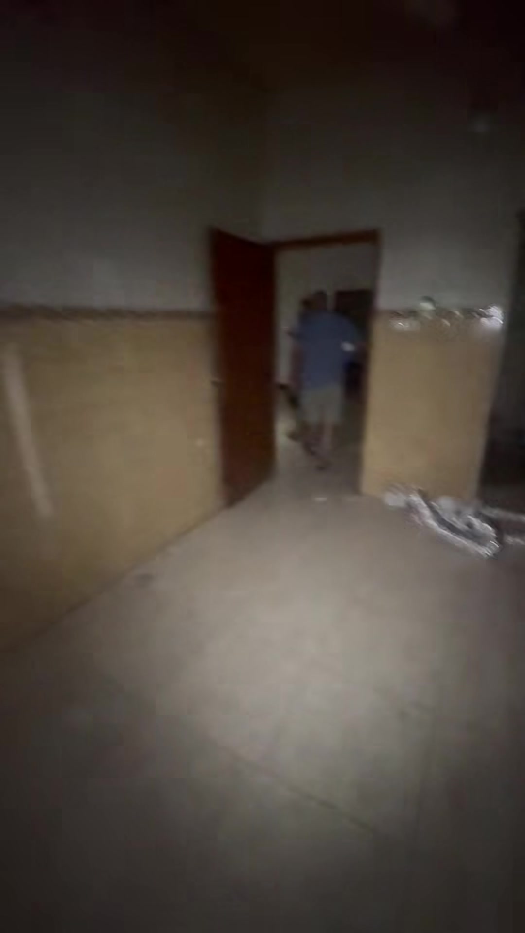 مشتمل حيل نضيف مساحه ١٥٠ غرفه وصاله ومطبخ واستقبال بجغفي الثانيه بين اسواق جنه واسواق نواف ع تبليط بدل ايجار ٣٠٠ 
***********
