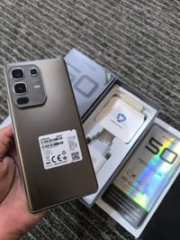 أنفنكس نوت 50s 5G الجهاز مستخدم بس ايام بعدة لووك لووك  الغراض كامله و...