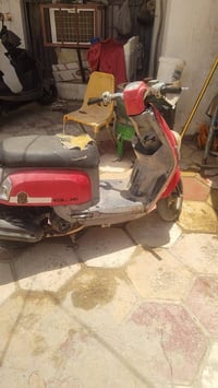 للبيع عوزها  بس بونزات البريك  وكتف شحن  مناسبه 450 قفل  الهاتف 078123...