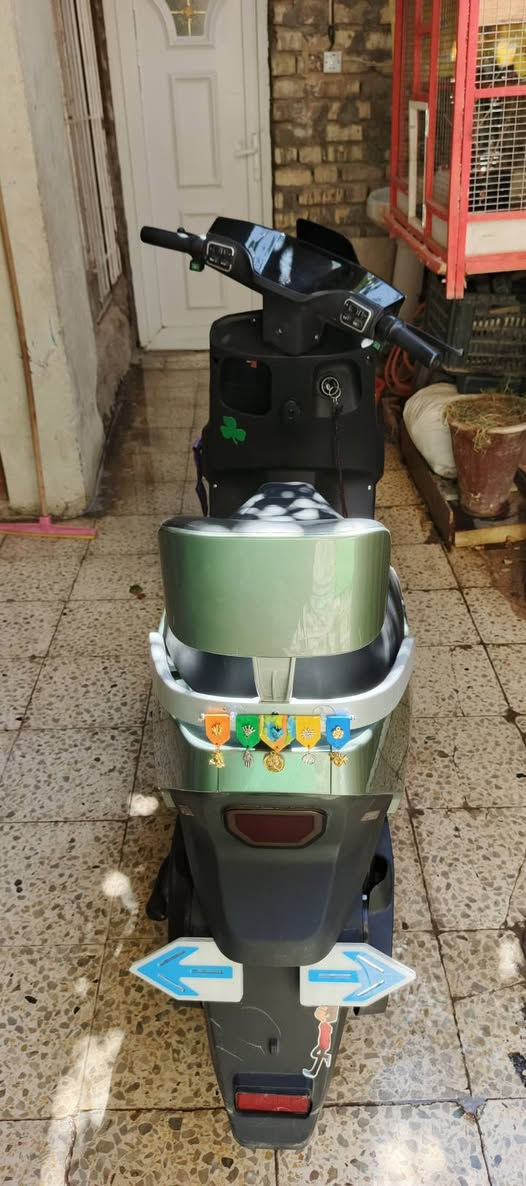 السلام عليكم شباب درجه شحن للبيع درجه صارلها شهرين من منزله درجه خير من الله سعر خاص مكاني بغداد رقم(***********)
