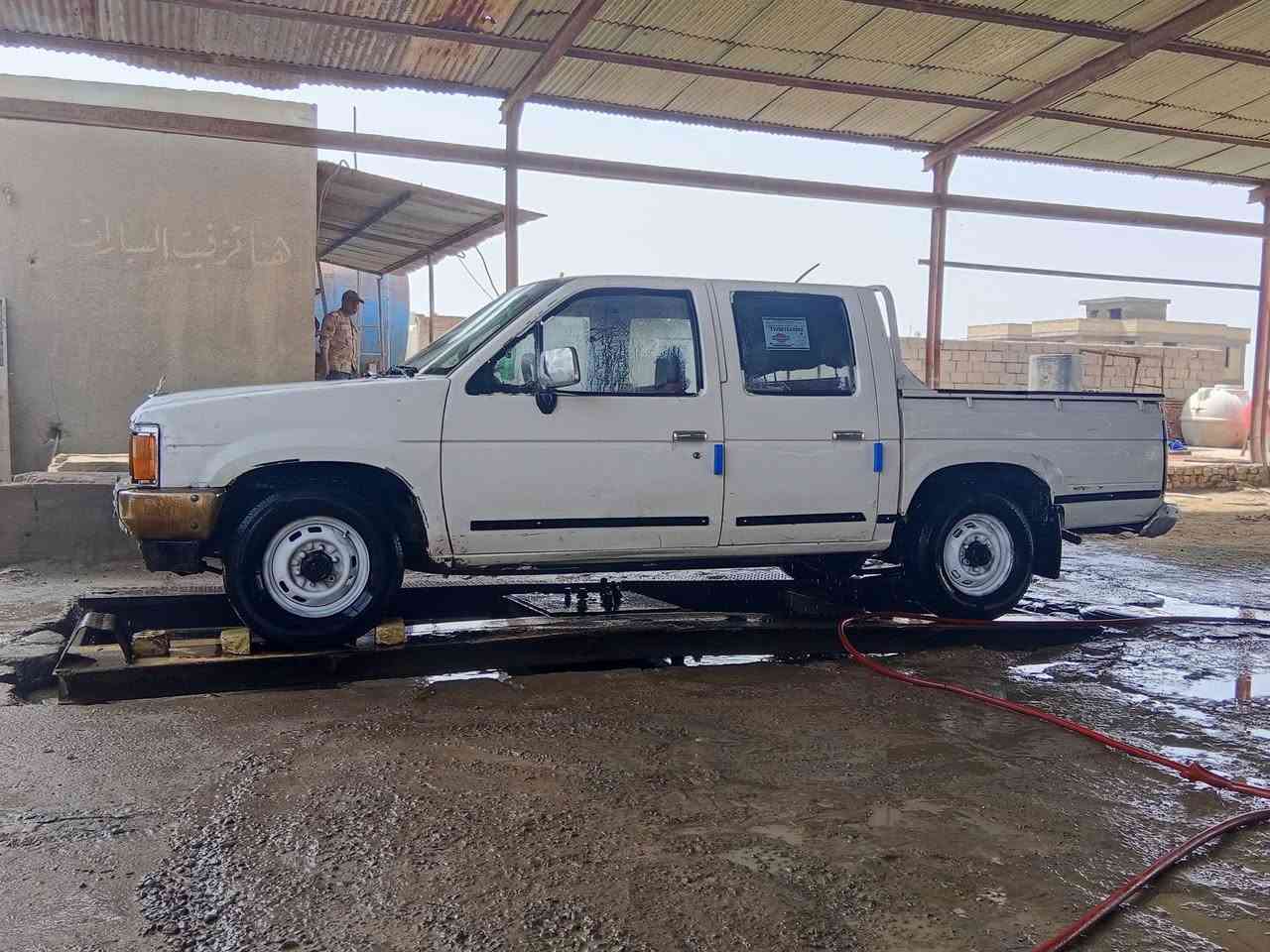 سلام عليكم للبيع نيسان 90رقم ميسان مشروع وطني سنويه جديده2028 محرك كير وشاصي مكفولات لشرط سياره حلوه جاهزه من كلشي كهربابات شقاله حداديه مسجل كله جاهزه سياره مالت جناي شرط بلاديه مامصبوقه مكفوله كفاله ماعده طخه بصيطه بيه ولباقي لفحص سعر 35وبيه مجال *********** مكان سماوه مكلف بنشر خابر صاحب سياره
