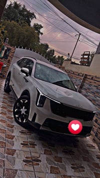 سورنتو 2025 سته 6 سلندر فول  موصفات لل اخير ماشيه 800 كيلو   ماعده الب...