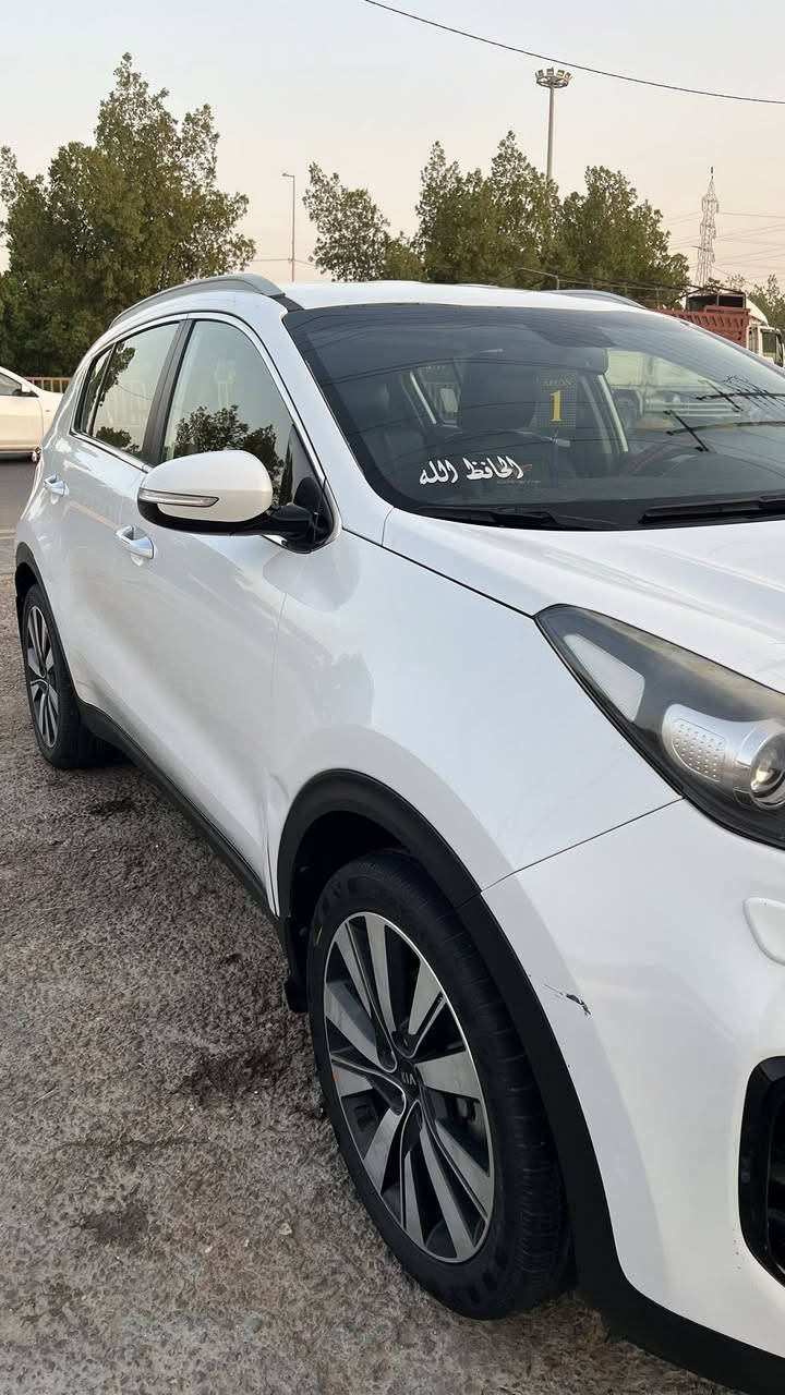 السلام عليكم
للبيع كيا سبورتج 2018 رقم بصره تحويل ثاني يوم سنويتها لغايه 2029 السياره قماره حديد خمسه راكب قطعتين تبريد المرايات شفط عند القفل ويل 19 محرك 4 سلندر 2000 دوش السياره بيها رصعات بسيطات في الجاملق الأمامي والجاملق الخلفي والباقي كفاله عامه من البارد والصبغ والتبديل 

السعر خاص او شراي اتصل 

مكان السياره في البصره كرمه علي 

رقم ***********
