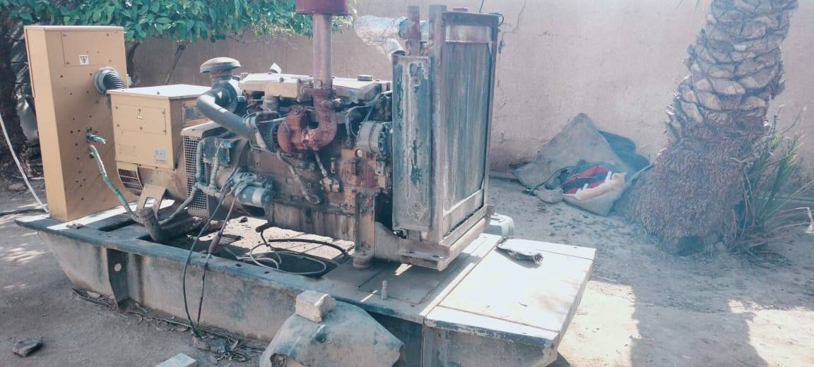 مولد بيركز للبيع سته سلندر سوبر
١١٠ كيفي مكينه خير من الله شغاله والفحص تأخذها ***********
