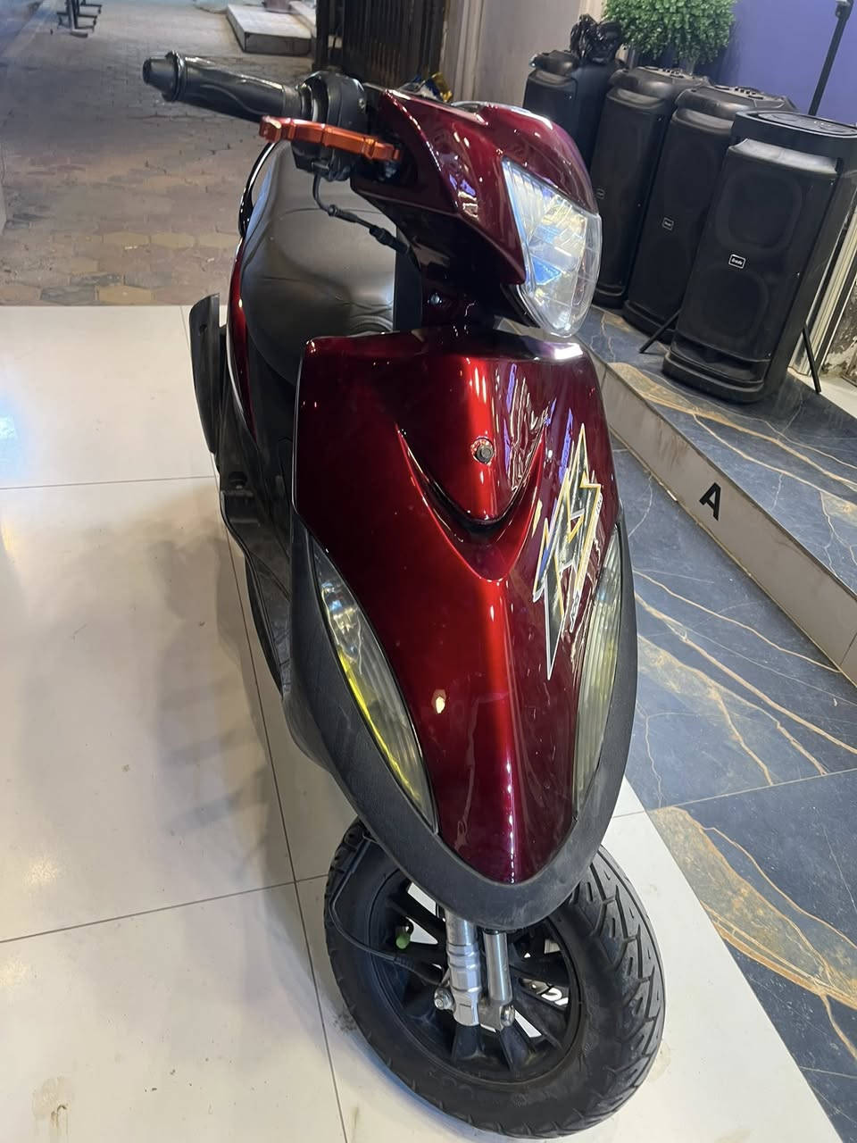 ماكس عدله دراجه ما نقصها ولا شي ناشفه كلش مرتبه ولا عوزها برغي مال جناي كلشي يشتغل بيها ابد ما بيها اي شي نقص 50بلاد. دراجه نضيفه وشرط نهضه ومشي شك ل كاع سعر600
مكاني ناصريه حي الشهداء 

***********
