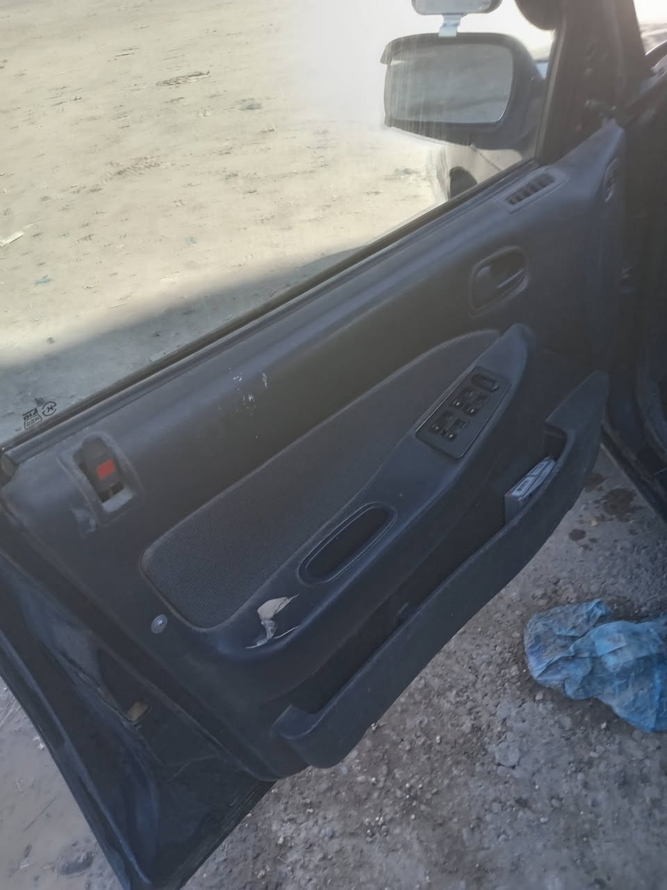 السلام عليكم كيا سيفيا للبيع رقم بغداد دولي سنويه نافذه لل30 تريد وكاله تريد تحويل تخم تاير جديد صدر جديد كهربائيات كلها شغاله كير اوتوماتيك مجرد بيها خيط بخار بس بدون تنقيص مكان سياره سامراء السعر 32.. رقم ***********
