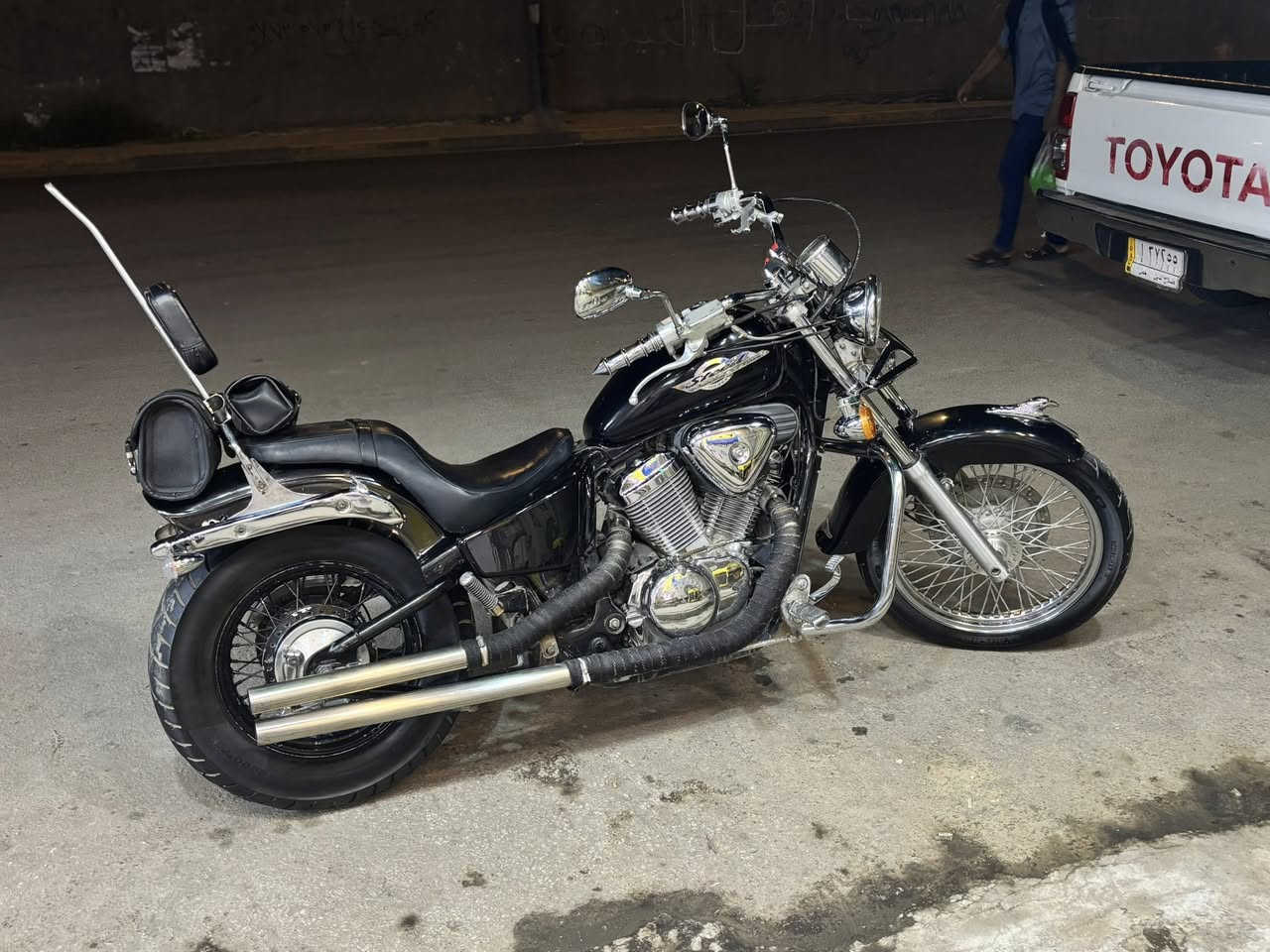 سلام عليكم
هوندا ستيد 400 كير مكينة كفالة دراجة صافية نكرة سلف 
إدامة كاملة مي زيتي وبلكات Njk كهربائيات كلها شغالة راديتر جديد وباتري وبلكاتها جديدة فيتبم جديد  تايراتها جدد وعاليات ونضيفات 
امامي هارلي ديفيدسون مشلن والخلفي سكوتر 
عليها اضافات بسيطة 
درع امامي +بلاجكتورات ابيض اصفر 
مسطرة اشاير 
سبايدر عالي 
جنط ثنين 
 الدراجة ما عايزها شي الحمد لله مكانها كربلاء الشراي يتصل
***********
