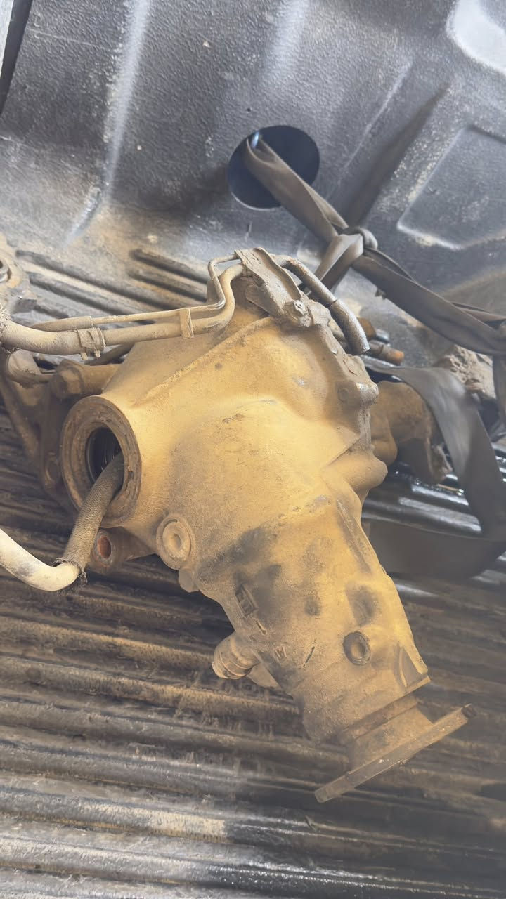 السلام عليكم
غراض Fj تفصيخ للبيع 
كلمن وسعره 
***********
