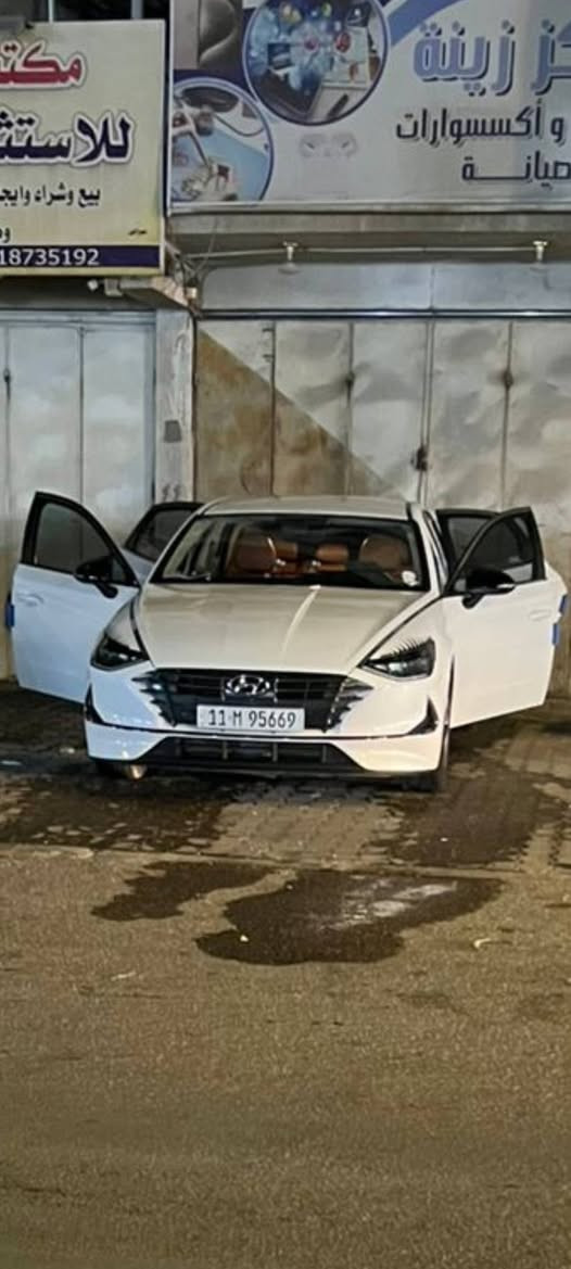 سوناتا للبيع خليجي مديل 2020
بأسمي رقم بغداد الدولي الجديد السنويه بعدهه ما منتهيه 

كفاله عامه حته الدعامات بيهه بارد بجاملغ المامي كد 3 أصابع 

لون أبيض صدفي
تبريد قطعتين 
كشنات جلد لون قمر الدين بلاد
شاشه كار بلي صندوك بصمه 
لدات امامي خلفي 
حساسات امامي خلفي
كامره خلفيه 
أشاير بل أمرايات 

مكاني بصره ابو الخصيب السعر المطلوب ((177)) وبيهه مجال قليل
الأستفسار ((***********)) البصرة, العراق
