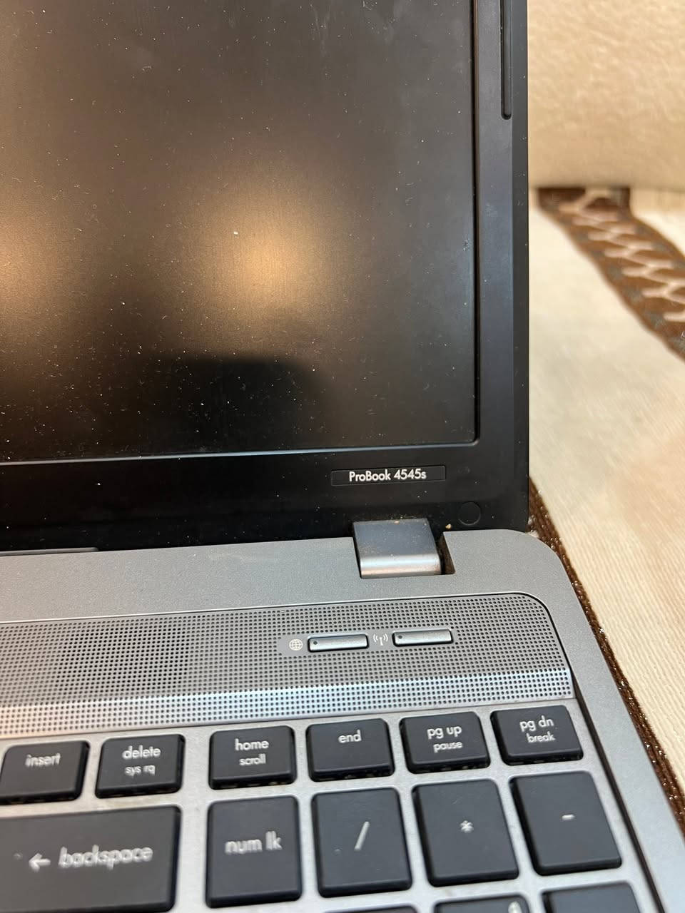 لابتوب hp للبيع
يحتاج بطارية وشاحنة 
ما اعرف اسعارهم قيم واخذ


**إذا كنت صاحب هذا الإعلان وتريد حذفه لأي سبب، رجاءا أرسل رسالة إلى الدعم الفني**