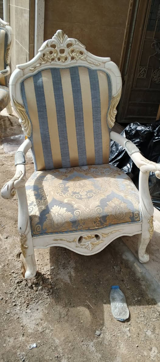 للبيع في كربلاء ***********
