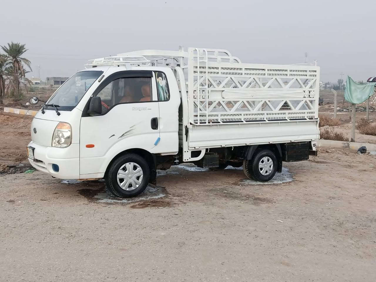 سلام عليكم سياره للبيع مودي 2008مكفول كفالة عامه مكينه كير اكسن كله جديد تخم تأير حداديه سنويه مجددا 2029 رقم النكليزي الاستفسار ***********
