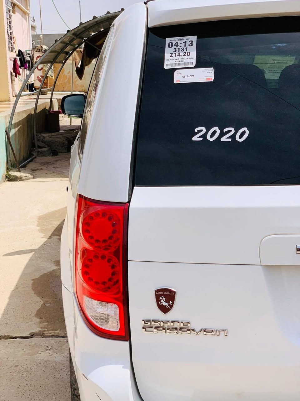 دوج كرفان 2017 رقم اربيل.
فول مواصفات. 
SXT
بيه بونيد سرقه بامريكيا 
وجاملق بدون دواخل
***********
متواجد عل نت
