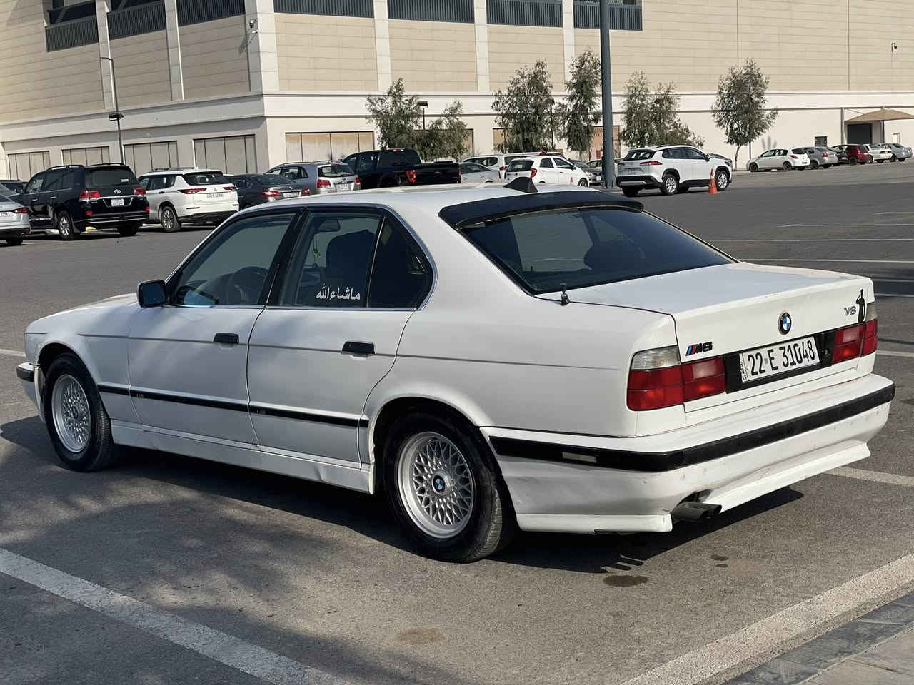بسم الله الرحمن الرحیم BMW 525 مۆدیل 1995 گێر عادی بێ لێدران پێش و پشتی کەپس سلایت نیە سەیارەکی زۆر جوان و خاوێنە عامە لۆ جوانی هەمو شتی مەزبوتە هەمو گیانی بەشەرت شوێن هەولێر جام کارەبایی سعر 60 وەرەقە و کەمێک مەجال بۆ زانیاری زیاتر پەیوەندی بەو ژمارەیەوە بکەن ساحیبیتی ***********
