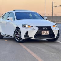 لكزز ls350 2017  وارد امريكي حادثها مرفق بالصور مع السونار  ماشيه 100m...