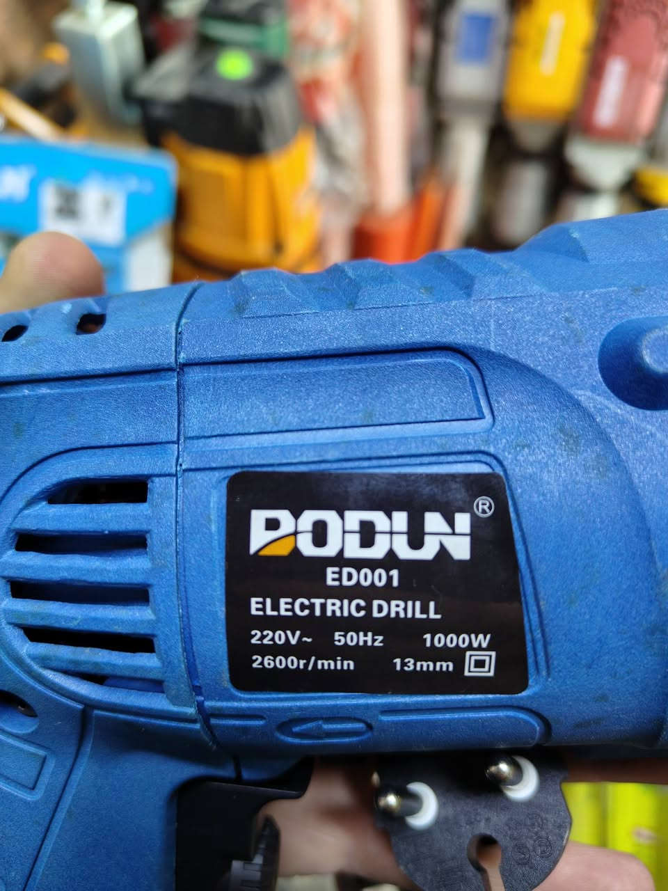 معرض ماشاءالله 

بإدارة / علي الصفار

دريل كهربائي من ماركة. {{  BODUN }}

🟠ماركة بودون اوربي
🟠حجم 13 ملم
🟠ملف نحاس 100%
🟠 كيربوكس حديد
🟠 واطية 1.000 واط
🟠 طوبه حديد 13 ملم
🟠عدد الدورات 2.600 دوره في الدقيقه

🎆 بسعر 30.000  💵 الف فقط

🚛 توصيل مجاني لكافة محافظات العراق

👈 للحجز ارسل لنا __ اسمك __ عنوانك __ رقمك للصفحه
او اتصل برقم التالي ***********
للأستفسار ايضاً راسل الصفحه او اتصل برقم الهاتف

📍تعالوا شرفونا بمكانا: كركوك _ شارع التربية القديمة_ مقابل مصرف النور
