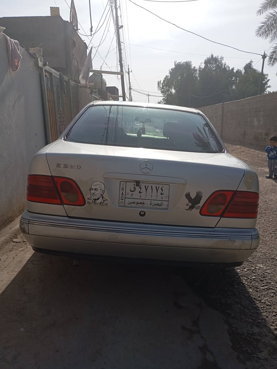 السلام عليكم مارسدس ام عيون موديل 96 السياره بيه محرك vvt رقمه بصره كهربائيات شغاله خير من الله مكانه بغداد المدائن الورديه السعر مالته 55 وبيه مجال السياره مصبوغه عام  تخم تاير جديد حداديته تقريبا 70 بالميه ***********
