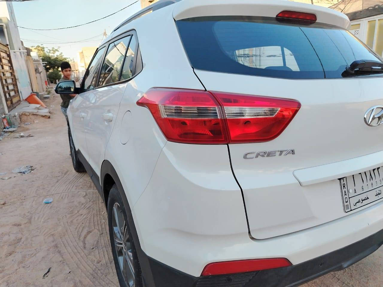 هونداي كريتا موديل ٢٠١٧ خليجي صبغ بنيد فقط بدون داخل وارباك سليم جديده ماشيه ١٣٠ الف مراوس ترهم سعره ١٣٠ورقه ***********
