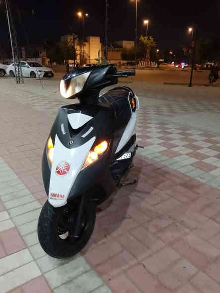 سلام عليكم دراجه ماكس ثعلب 140 دراجه بلاديه مكينه برغي ممفتوح بيه دراجه كامله شلعه معدل فول كهربائيات كله شغاله دراجه مال بيت السعر 500 المكان بغداد الكرخ قرب مستشفى ابن البيطار لستفسار ***********
