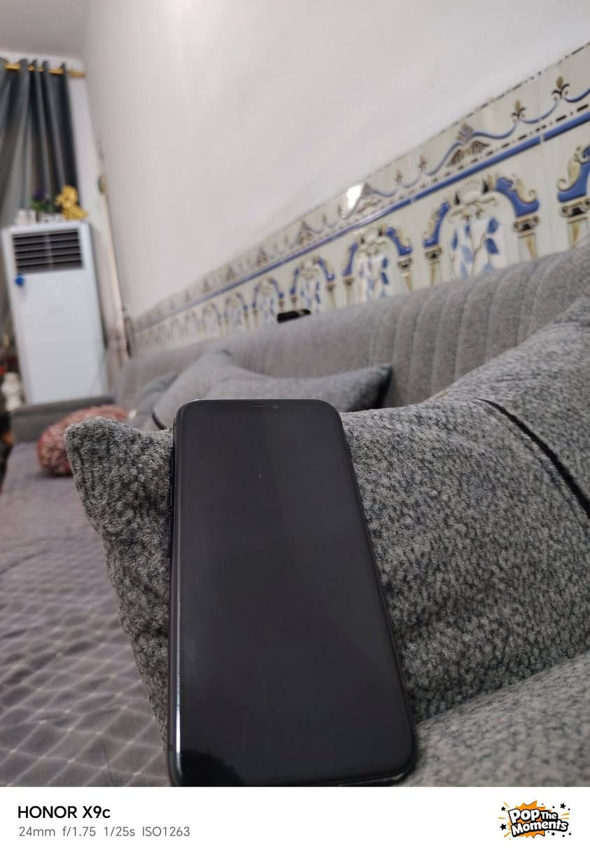 السلام عليكم ايفون 11 الجهاز كلش نضيف مقدر فقط بطاريه اصليه ماتقره مبدله والباقي مكفول نسبت البطاريه 78ميصرف ابد الذاكره 64بيع 190وبي مجال رقمي ***********
