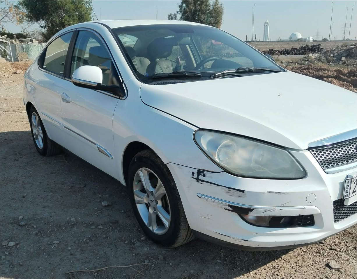 Chery A3 2014 سەیارەکە بێ لێ درانە بەس ئەوەندەی دیاری کرایا لە چاملخی دواوە هیجی دی نیە بە شەرتی گیر و مەکینە فەحس و سۆنەرە سەنەوی رەقەم و ژینگەو ریگاو بانی نوێیە مواسەفاتی سەیارەکە سلایدە تعدیل سورعیە ئایب ئێسەو گیر تۆماتیکە سەکان پاوەر جام کارەباییە
نرخی ٥٥ وەرەقە و مەجەل 
رەقەم تەلەفۆن *********** Singapore
