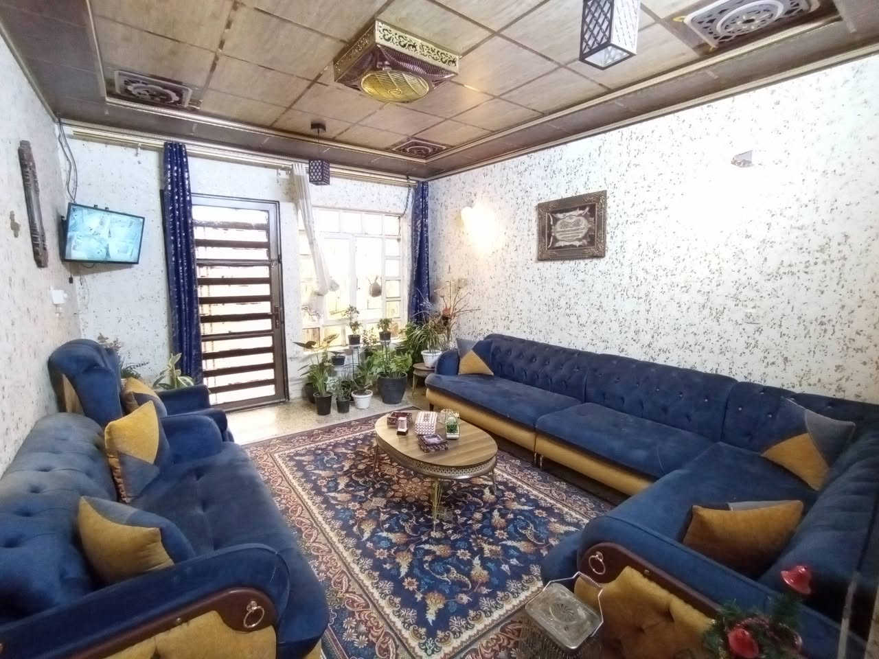 دار نص قطعة للبيع 👍
بناء 2013 طابقين 🏡

الموقع الحدباء الثانية 📍
بناء مرتب و فرع صبة 👍

مساحة 112.5 متر 📏
واجـهة الـدار 6 متر 📏

اتجاه الدار قبلة 🕋
الشارع 10 متر 🛣️

الطابق الاول ☝️ 
غرفة نوم + مطبخ + صـاله
استقبال + صحيات + كراج

الطابق الثاني ✌️ 
غرفـتين نـوم + صحيـات
سـطح ناصي + بـلكونـة +
سطح عالي 

كافة الاسعار تجدونها في قناة التليكرام 👇

https://t.me/makteb_alsanabil

عنـدك عـقار وتـريد تـبيعه ؟؟
للـترويج والاعــلان عن عقارك 
يـمـكنـك مــراسـلة الــصفحـة 
او الاتـصال عــلى الارقـام 👇

***********
*********** 
‭***********

لـدينـا الـمزيـد مـن الــعروض الـمـميـزة 👌
اذا كان لديكم اي استفسار او استشارة 🖐️
يـمكنكم مـراسلة الـصفحة بشكل فوري ✉️

#_مكتب_السنابل_للعقار
#_الموصل
#_حي_الحدباء_الثانية
