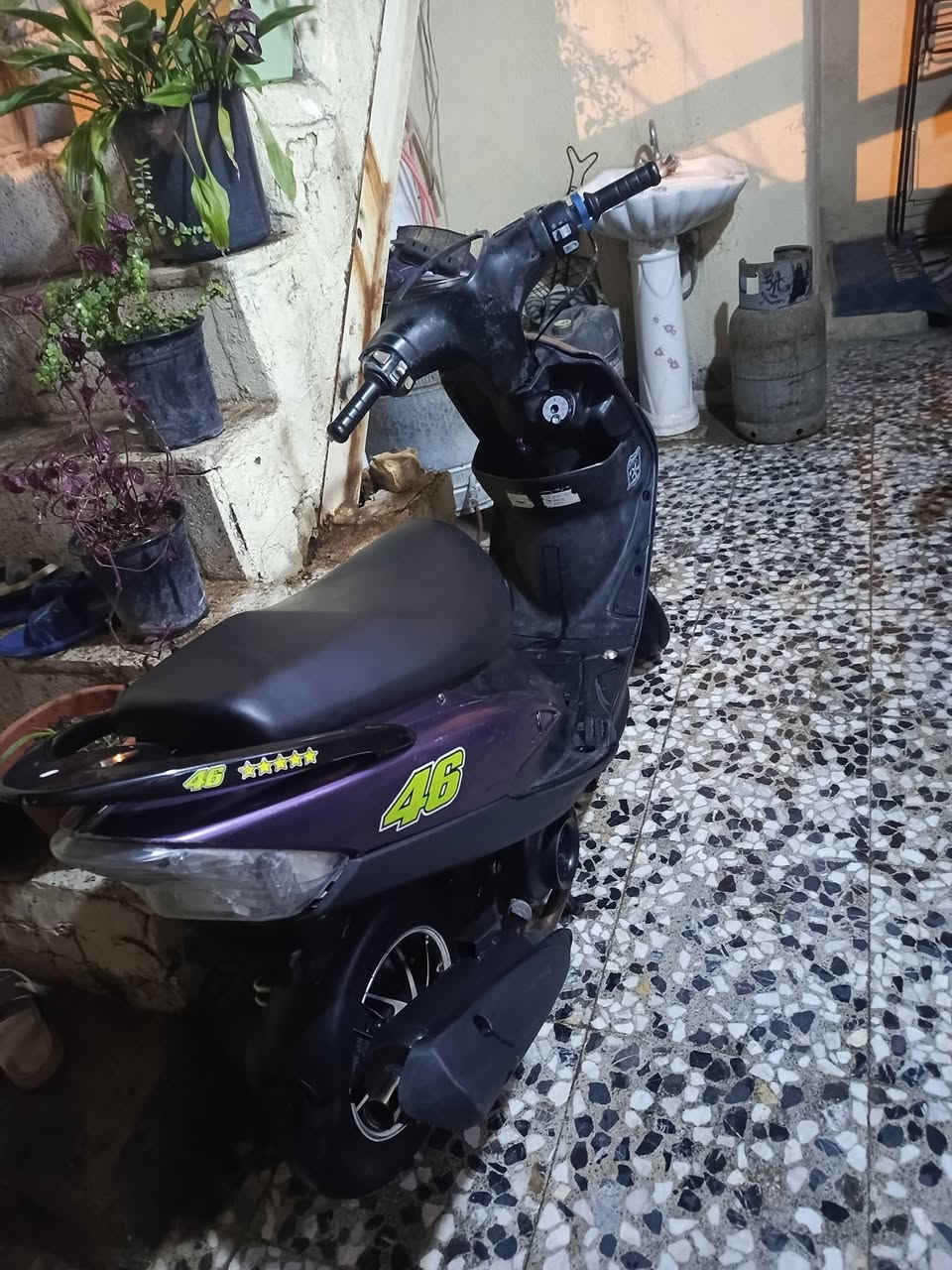 سلام عليكم ماكس عدله للبيع الدراجه تعمير كله جديد الدراجه خير من الله مكينه ناعمه 55غراضه كامله عينه ولايت سعر 750وبيها مجال حك الجيه اليحب يتواصل خاص او ***********
