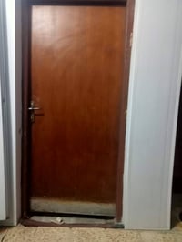 بيبان خشب • نضاف • اثنين
