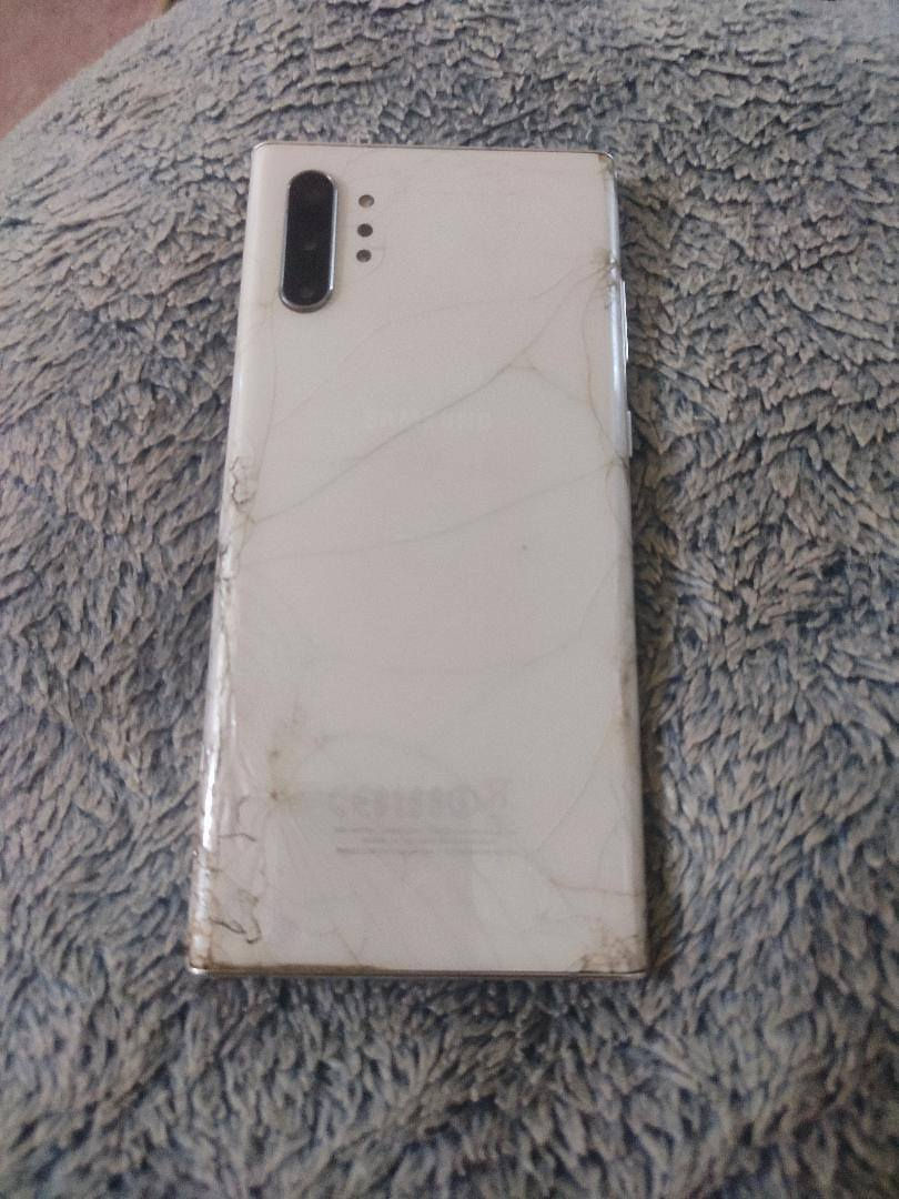 +Galaxy Note10
مفطور ضهره وشاشته كدامكم لا خط ولا نقطه فقط فطر وتكدر تبدل كلاسه 
ذاكرة 256 رام 12
ياخذ سيمكارتات٢ وياخذ رام
نظافه شاصي نضيف كلش
كله شغال ونضيف قلم وغيره وغيره جديد فقط فطور بي 
٢٥٠ الف بيع او شعندك مراوس


**إذا كنت صاحب هذا الإعلان وتريد حذفه لأي سبب، رجاءا أرسل رسالة إلى الدعم الفني**
