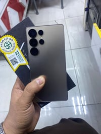 اس 25 الترا الذاكرة 256 شرق اوسط ضمان من  الشريك الجهاز مغلف  جديد الس...