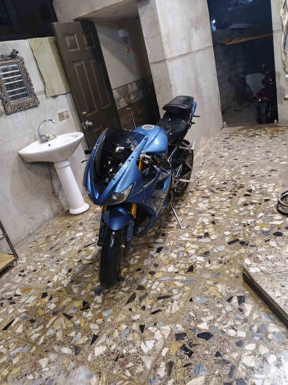 للبيع بيهه نوزلات واكفه 
***********
