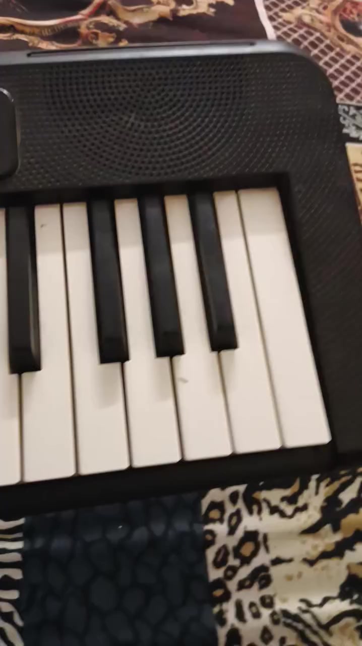 كاسيو للبيع نضيف كلش
مكاني بغداد


**إذا كنت صاحب هذا الإعلان وتريد حذفه لأي سبب، رجاءا أرسل رسالة إلى الدعم الفني**